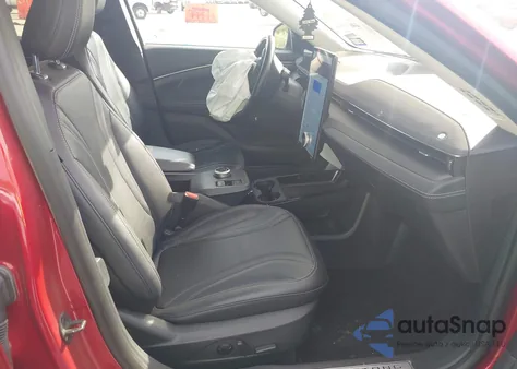 2023 Ford Mustang Mach-E Premium z USA, uszkodzony, nr VIN 3FMTK3SU3PMA96590